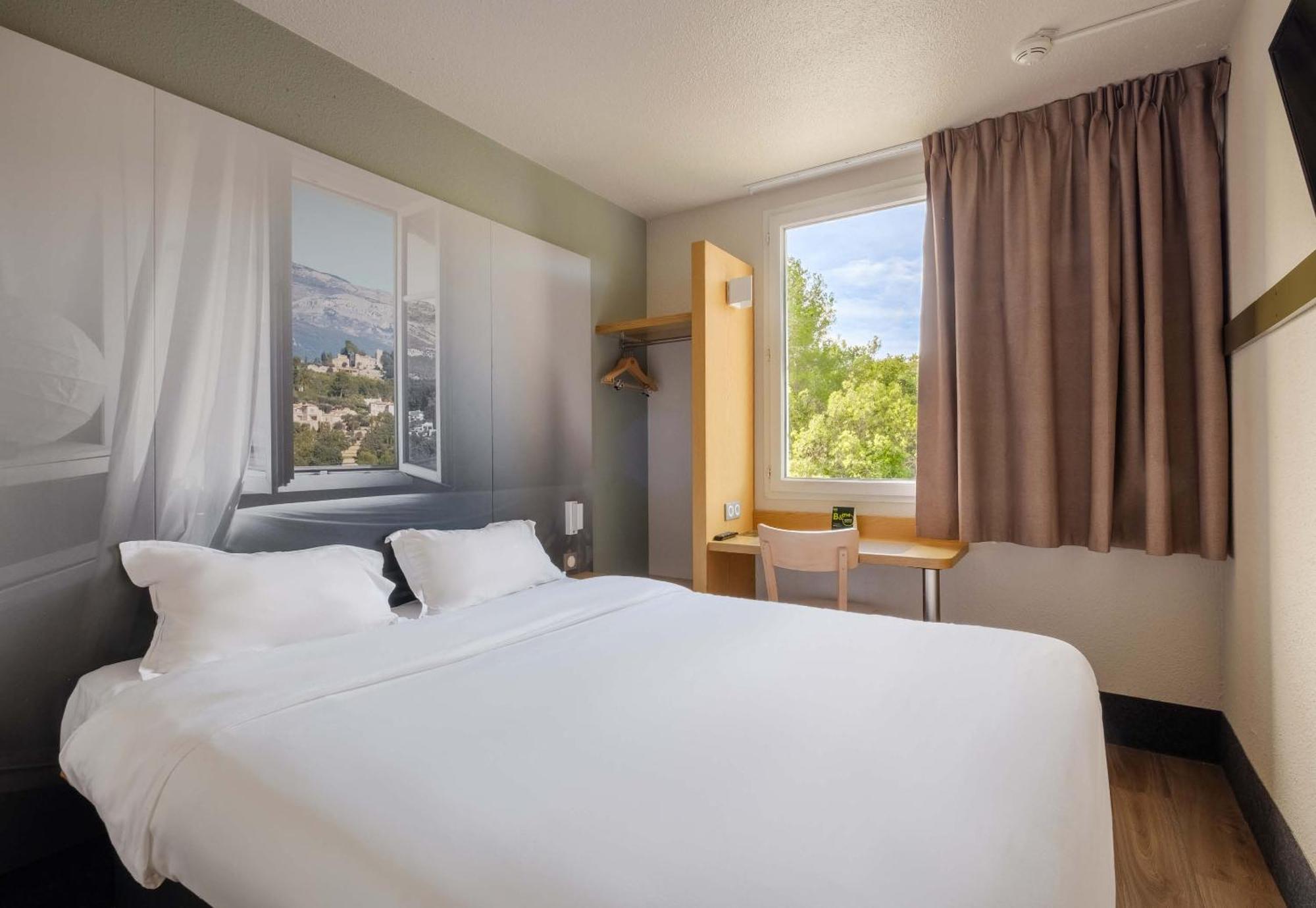 B&B Hotel Antibes Sophia Antipolis Биот Екстериор снимка