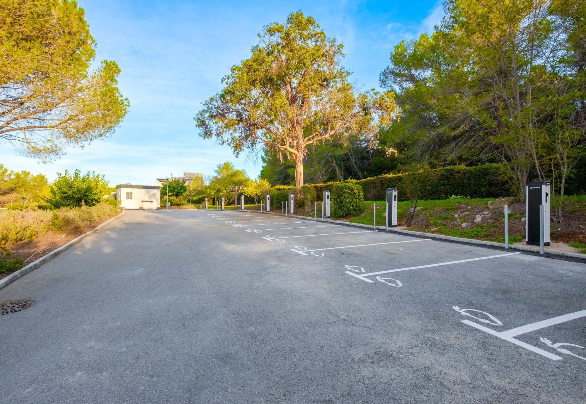 B&B Hotel Antibes Sophia Antipolis Биот Екстериор снимка