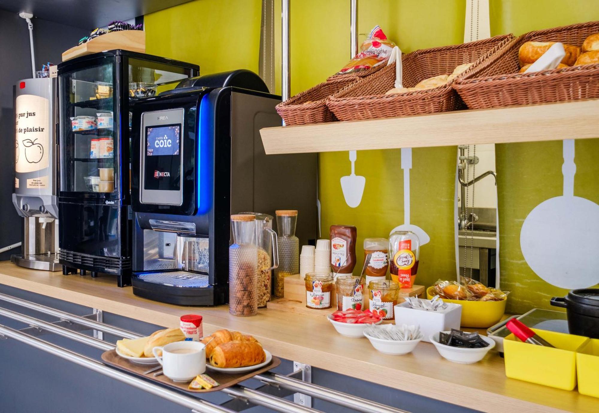 B&B Hotel Antibes Sophia Antipolis Биот Екстериор снимка