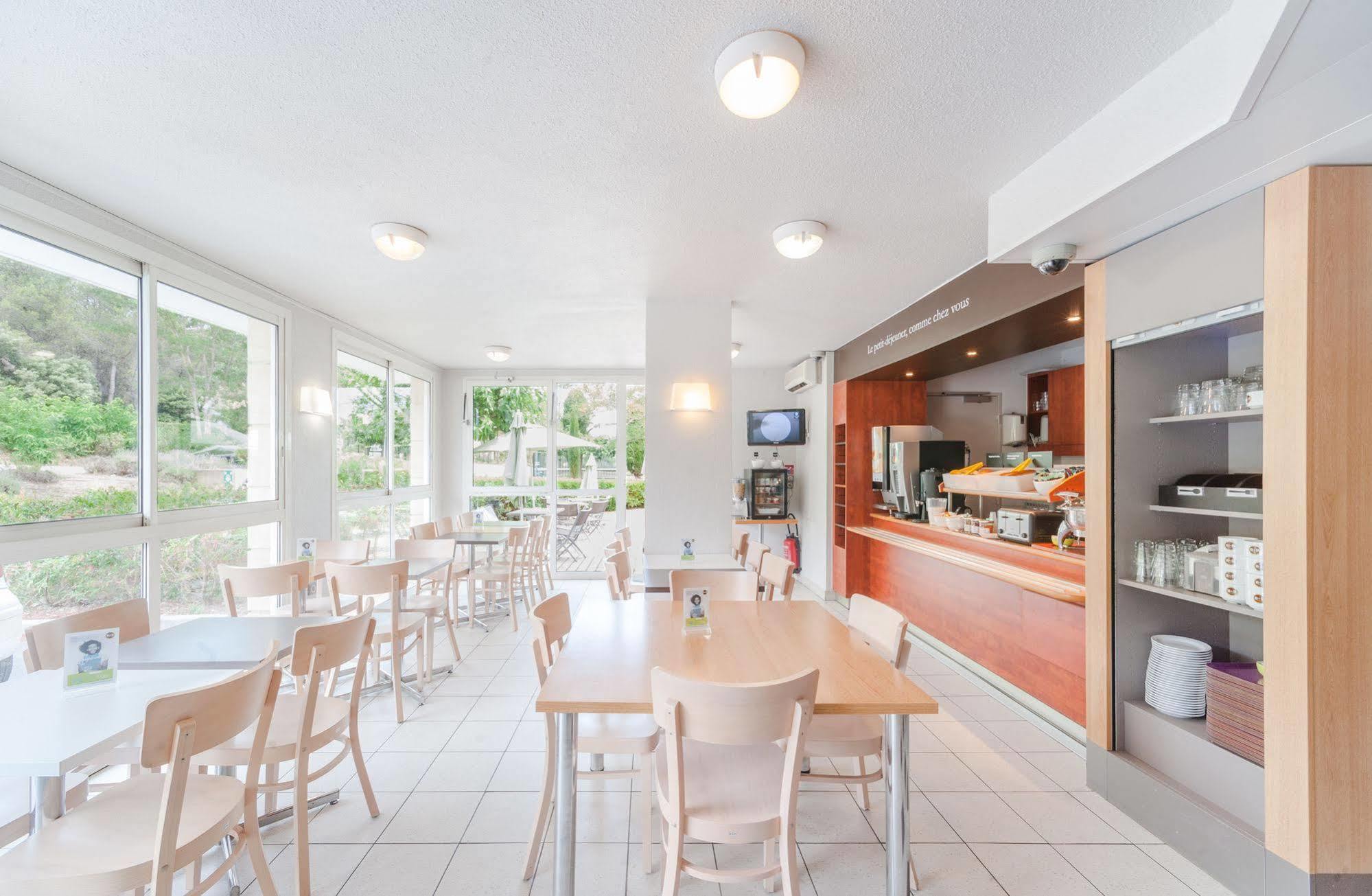 B&B Hotel Antibes Sophia Antipolis Биот Екстериор снимка